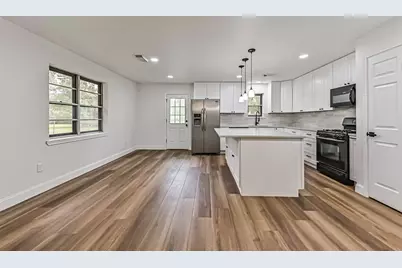 229 Burkett Street, Richwood, TX 77531 - Photo 15