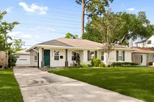1111 Wynnwood Ln, Houston, TX 77008 - Photo 3