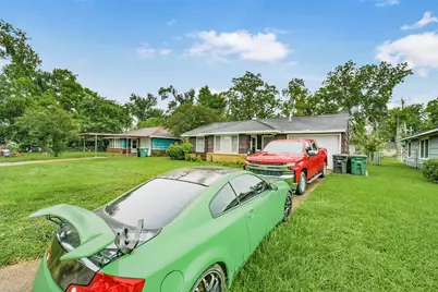 6631 Maybank Drive, Houston, TX 77055 - Photo 9
