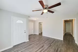 3923 Zephyr St, Houston, TX 77021 - Photo 9