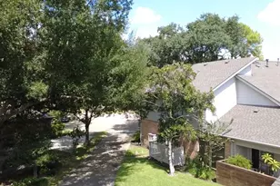 11407 Long Pine Dr, Houston, TX 77077 - Photo 45