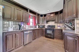 103 Sunset Ln, Somerville, TX 77879 - Photo 5