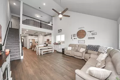 2394 Bishop Lagoon Way, La Porte, TX 77571 - Photo 5