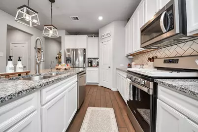 2394 Bishop Lagoon Way, La Porte, TX 77571 - Photo 13
