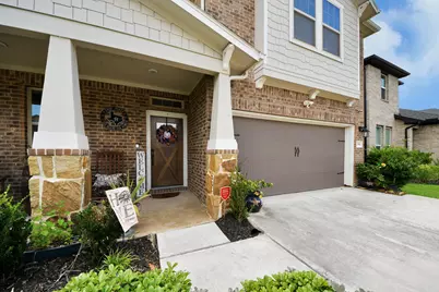2394 Bishop Lagoon Way, La Porte, TX 77571 - Photo 3