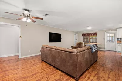 1209 E Brown Lane, Deer Park, TX 77536 - Photo 7
