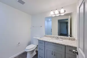 413 S Market St, Brazoria, TX 77422 - Photo 17