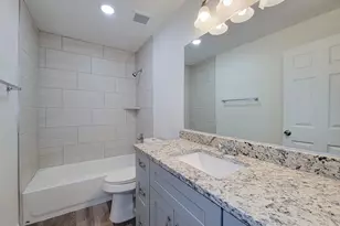 413 S Market St, Brazoria, TX 77422 - Photo 23