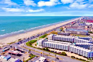 6102 Seawall Blvd, Galveston, TX 77551 - Photo 11