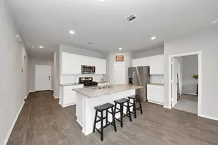 13869 Rock Island Trl, Conroe, TX 77384 - Photo 3