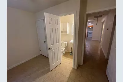 8166 Oak Knoll Lane, Houston, TX 77028 - Photo 9