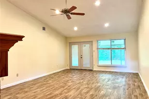 11703 Seawood Dr, Houston, TX 77089 - Photo 5