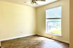11703 Seawood Dr, Houston, TX 77089 - Photo 13