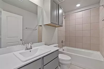 2303 Seven Oaks Boulevard #13, Tomball, TX 77375 - Photo 17