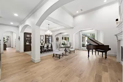 23 S Lamerie Way, The Woodlands, TX 77382 - Photo 9