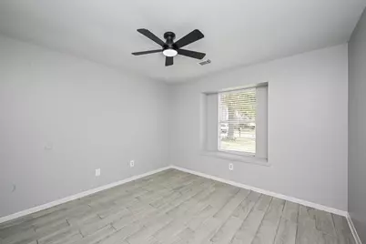 23019 Bridgewater Drive, Houston, TX 77373 - Photo 11