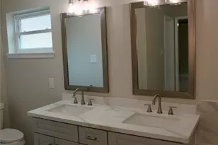 306 Maple Leaf St, League City, TX 77573 - Photo 15