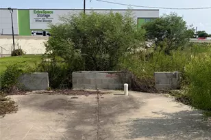 514 E 31st St, Houston, TX 77018 - Photo 1