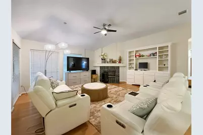 2723 Kimbleton Court, Houston, TX 77082 - Photo 9