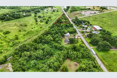 1011 County Road 129, Alvin, TX 77511 - Photo 9