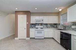 12846 Sai Baba Dr, Houston, TX 77038 - Photo 7