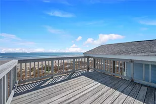 21602 Kennedy Dr, Galveston, TX 77554 - Photo 25