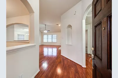 15106 Brookwood Bridge Lane, Sugar Land, TX 77498 - Photo 5