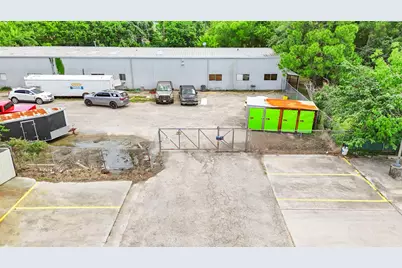 17513 El Camino Real, Houston, TX 77058 - Photo 3