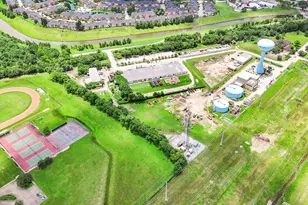 17513 El Camino Real, Houston, TX 77058 - Photo 17