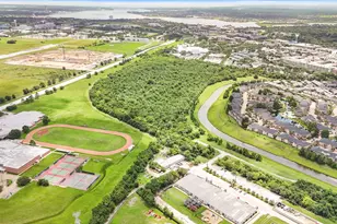 17513 El Camino Real, Houston, TX 77058 - Photo 23