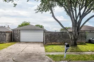 9431 Keegans Wood Dr, Houston, TX 77083 - Photo 1