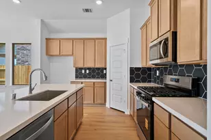 2221 Sonder Shr Dr, Katy, TX 77493 - Photo 5
