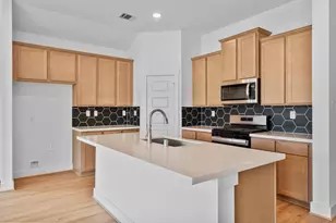 2221 Sonder Shr Dr, Katy, TX 77493 - Photo 3