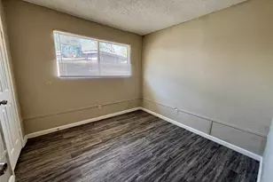 5610 Drakestone Bl, Houston, TX 77053 - Photo 9