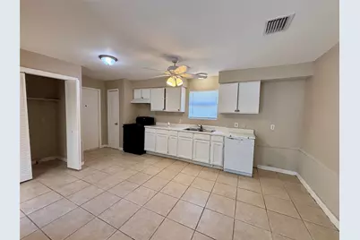 5610 Drakestone Bl, Houston, TX 77053 - Photo 3