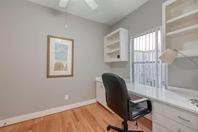 9701 Marlive Lane, Houston, TX 77025 - Photo 5