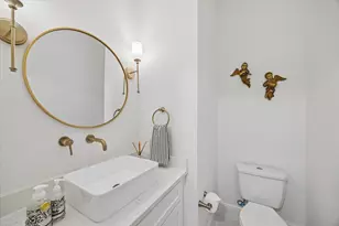 534 W 26th St, Houston, TX 77008 - Photo 11
