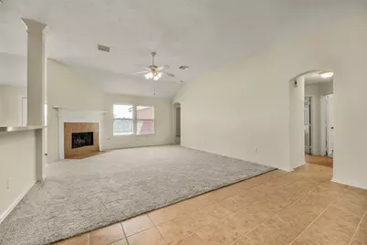 5707 Emerald Brook Lane, League City, TX 77573 - Photo 15