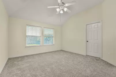 5707 Emerald Brook Lane, League City, TX 77573 - Photo 19