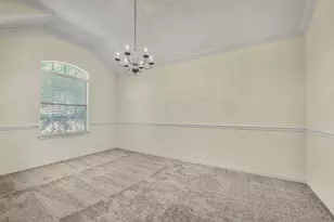 5707 Emerald Brook Ln, League City, TX 77573 - Photo 19