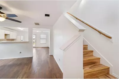 3519 Avalon Castle Drive, Spring, TX 77386 - Photo 9