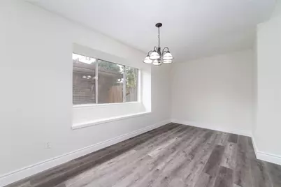 2106 Endicott Lane, Sugar Land, TX 77478 - Photo 9