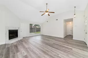 2106 Endicott Ln, Sugar Land, TX 77478 - Photo 7