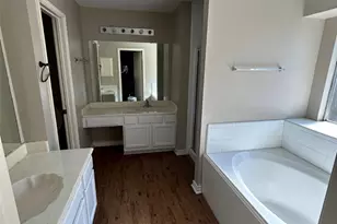 16603 N Meadow Dr, Houston, TX 77073 - Photo 7