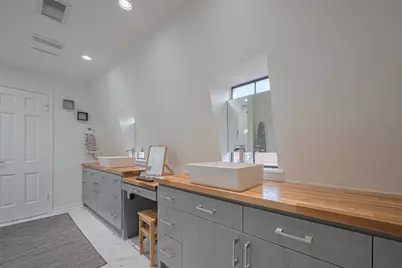 5368 Brownway Street #C32, Houston, TX 77056 - Photo 21