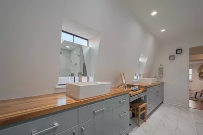 5368 Brownway Street #C32, Houston, TX 77056 - Photo 25