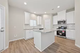 24709 White Libertia Ct, Houston, TX 77336 - Photo 9