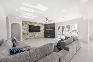 2315 Bending Spring Dr, Pearland, TX 77584 - Photo 7