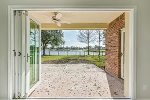 2315 Bending Spring Dr, Pearland, TX 77584 - Photo 5