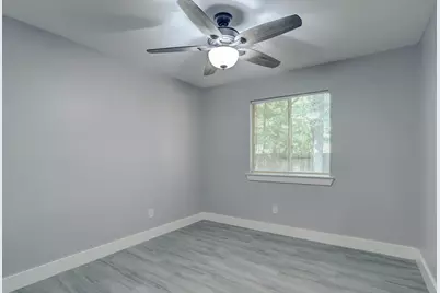 6 S Bristol Gate Place, The Woodlands, TX 77380 - Photo 19